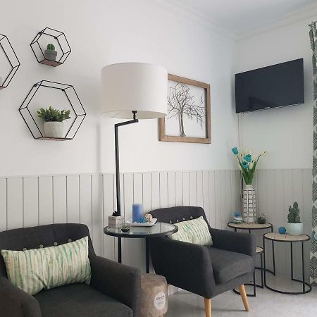 Apartamento Монте Гордо Екстериор снимка