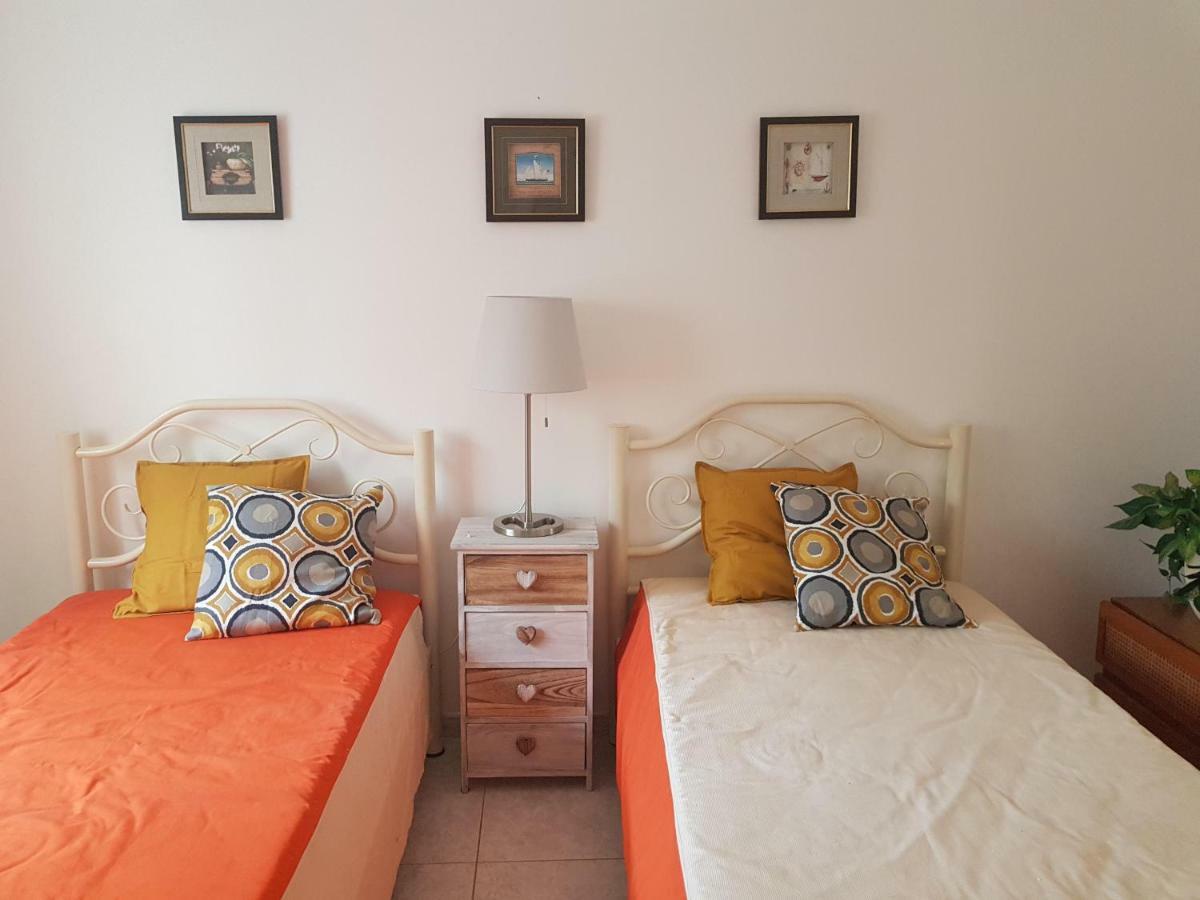 Apartamento Монте Гордо Екстериор снимка